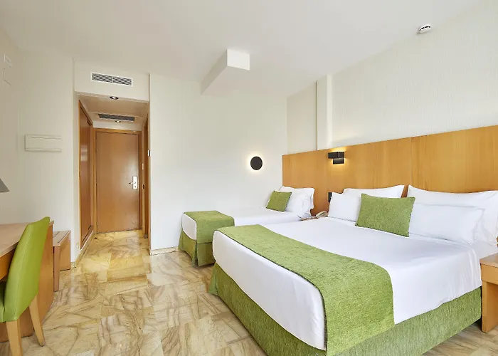 Hotel Flor Parks 3*