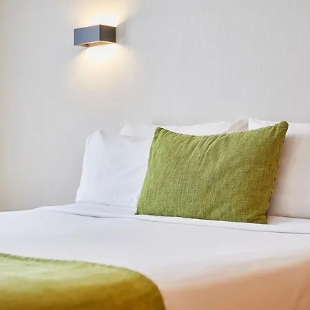 Hotel Flor Parks 3*